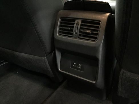 Used 2023 Nissan Rogue SV FWD image 20