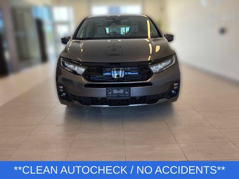Used 2025 Honda Odyssey Touring image 6