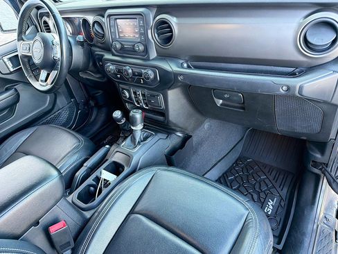 Used 2020 Jeep Gladiator Sport w/ Quick Order Package 24S AWD/4WD image 25