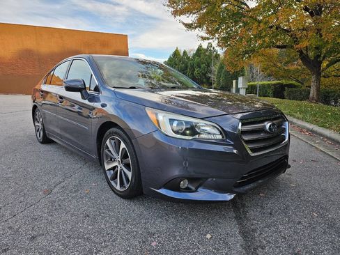 Used 2017 Subaru Legacy 3.6R Limited AWD/4WD image 7