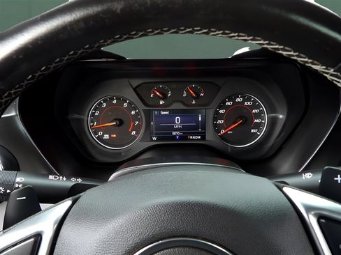 Used 2020 Chevrolet Camaro LT w/ RS Package image 20