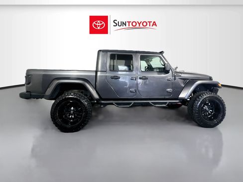 Used 2020 Jeep Gladiator Sport w/ Quick Order Package 24S AWD/4WD image 2