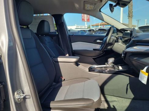 New 2026 Chevrolet Trax LT w/ Driver Confidence Package image 15