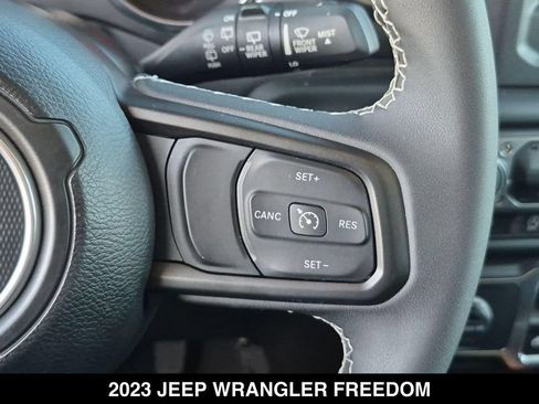 Used 2023 Jeep Wrangler Sport AWD/4WD image 16