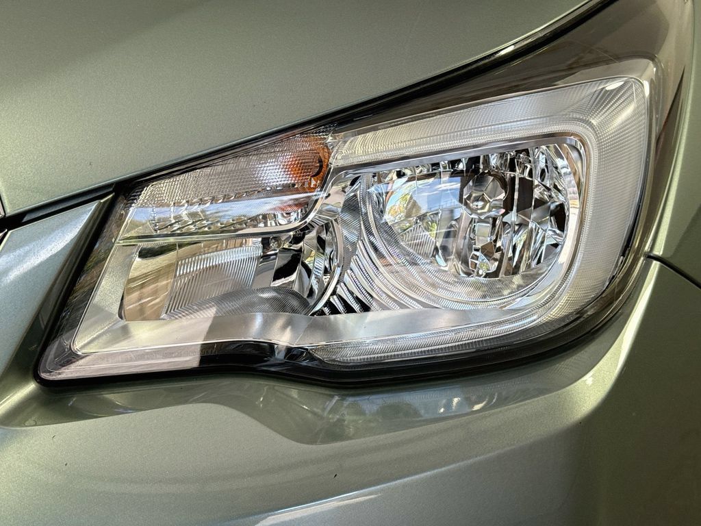 Used 2017 Subaru Forester 2.5i Limited AWD/4WD image 38