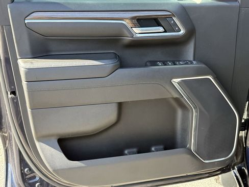 Used 2022 Chevrolet Silverado 1500 RST w/ Z71 Off-Road Package image 10