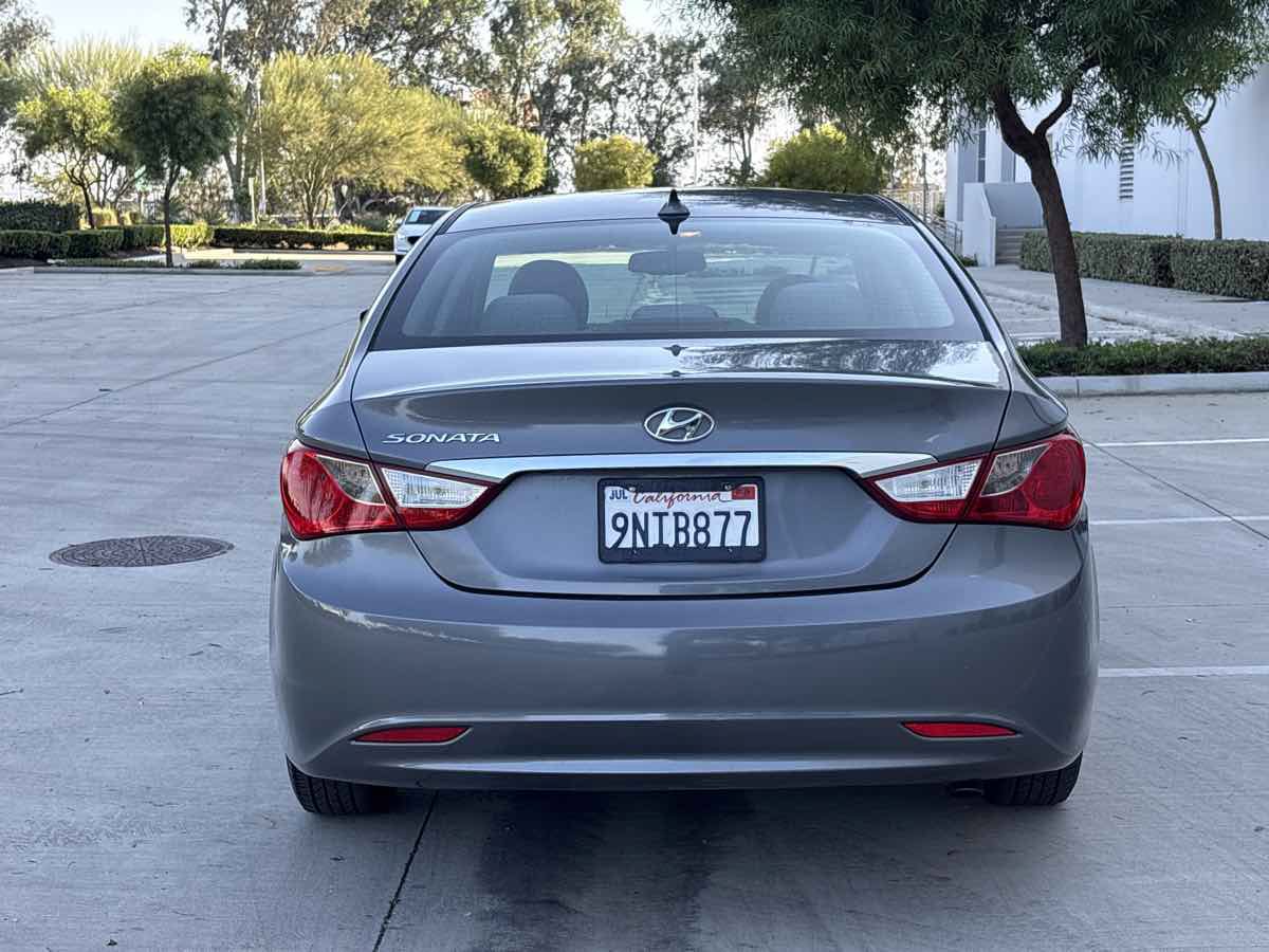 Used 2013 Hyundai Sonata GLS FWD image 4