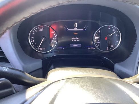 Used 2022 Buick Enclave Premium FWD image 23