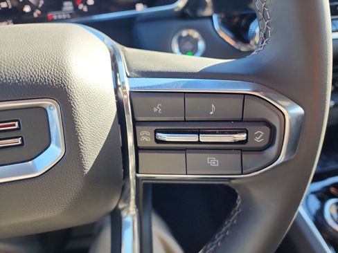 New 2025 GMC Canyon Elevation w/ Convenience Package image 18