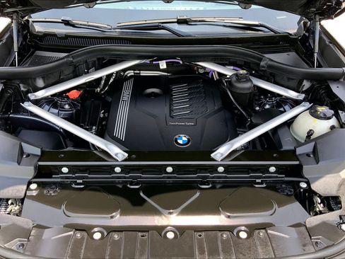 Used 2021 BMW X6 sDrive40i w/ M Sport Package RWD image 31