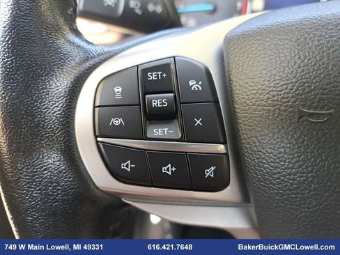 Used 2022 Ford Explorer XLT w/ XLT Sport Appearance Package image 18