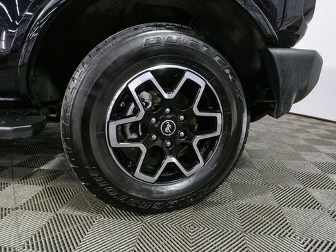 Used 2023 Ford Bronco Outer Banks image 13