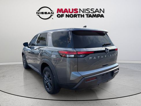 Certified 2023 Nissan Pathfinder S FWD image 6