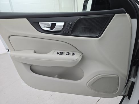 Used 2023 Volvo S60 B5 Plus w/ Climate Package image 26