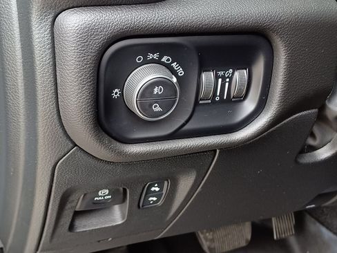Used 2025 RAM 1500 Big Horn AWD/4WD image 11