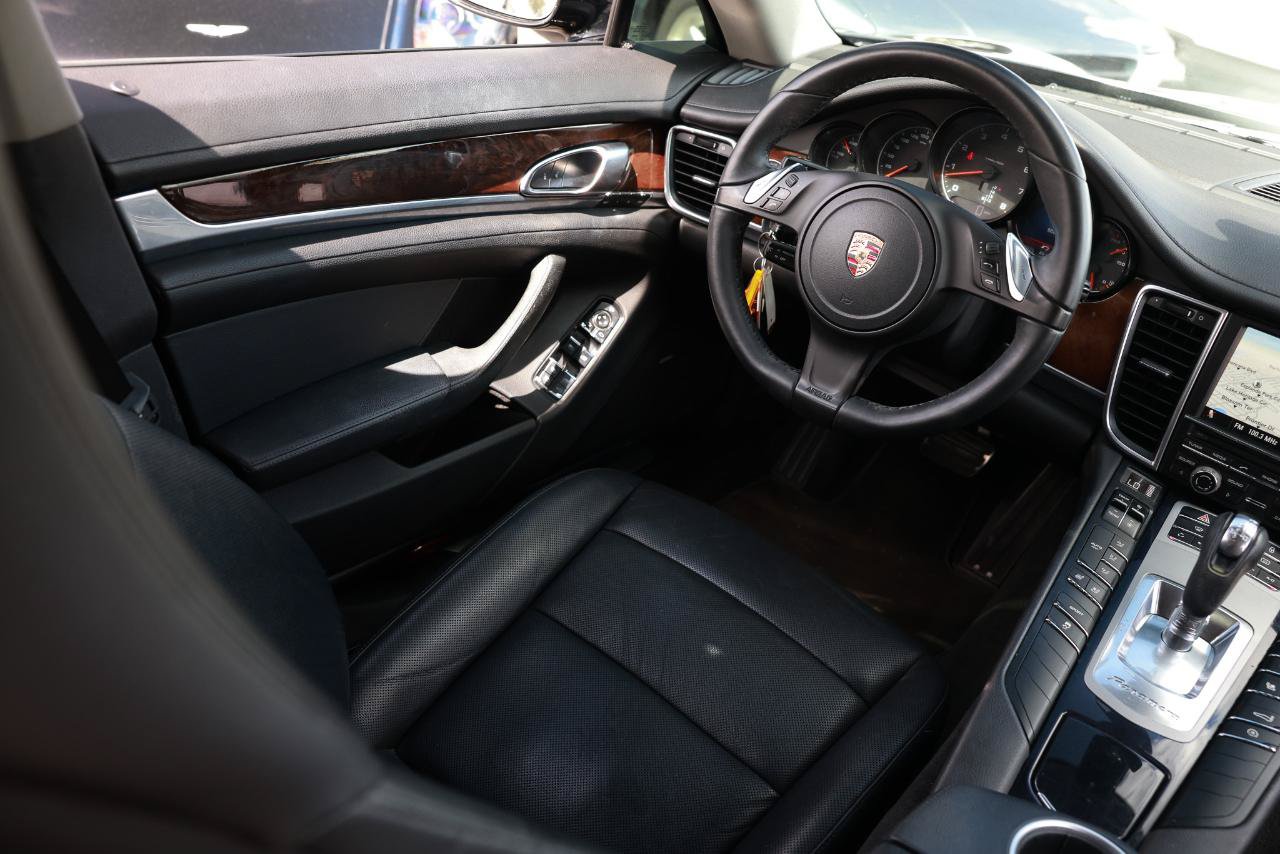 Used 2013 Porsche Panamera image 21