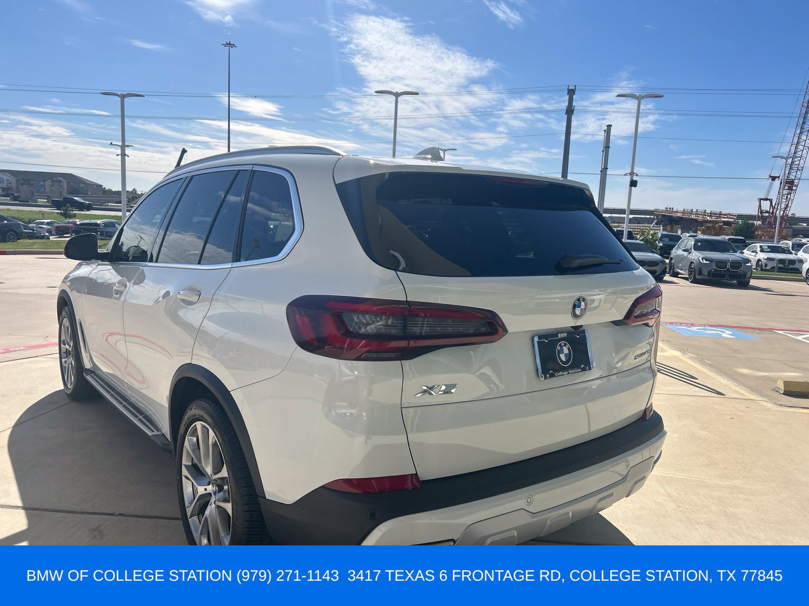 Used 2022 BMW X5 sDrive40i w/ Luxury Seating Package RWD image 10
