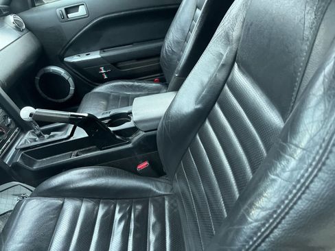 Used 2009 Ford Mustang GT image 22