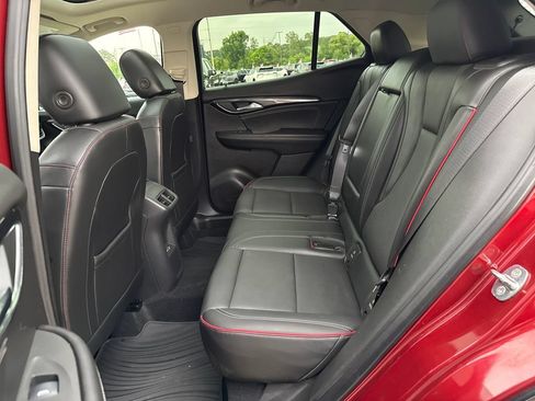 Certified 2022 Buick Envision Essence w/ Technology Package II AWD/4WD image 30