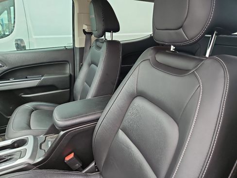 Used 2022 Chevrolet Colorado ZR2 AWD/4WD image 8