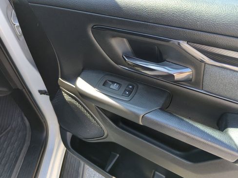 Used 2023 RAM 1500 Big Horn AWD/4WD image 33