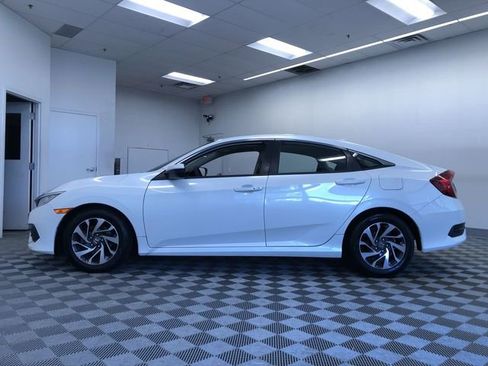 Used 2017 Honda Civic EX image 11