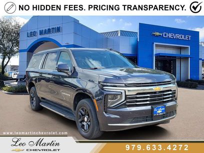 Used 2025 Chevrolet Suburban LT