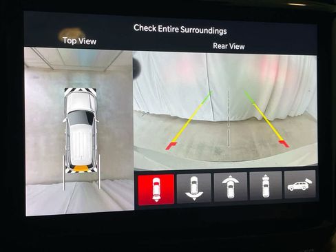 Used 2023 Jeep Grand Cherokee L Limited w/ Luxury Tech Group II image 17