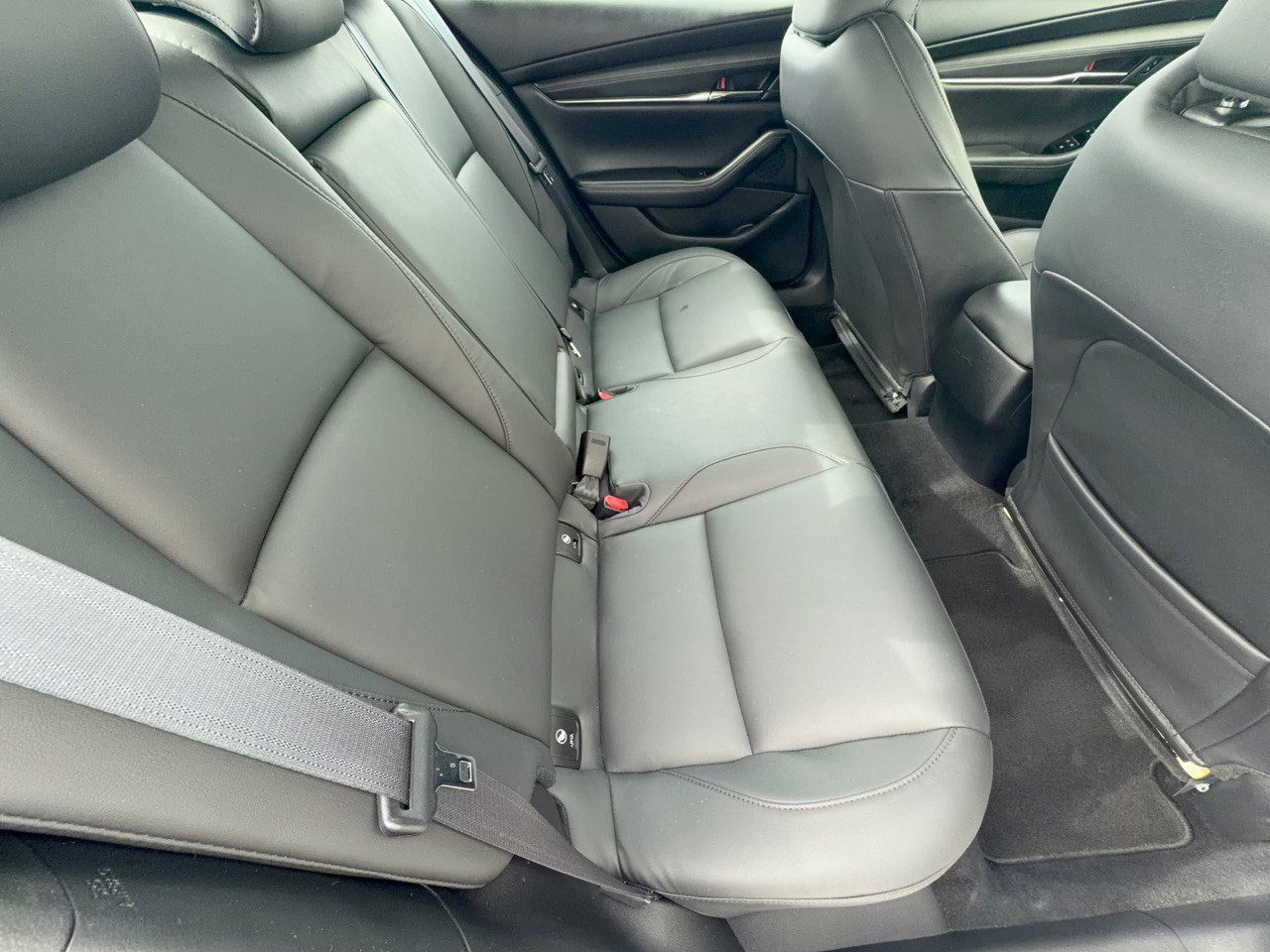 Used 2023 MAZDA MAZDA3 s FWD image 29