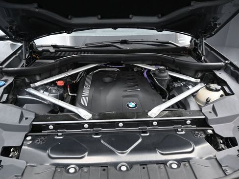 Used 2024 BMW X5 xDrive40i image 38