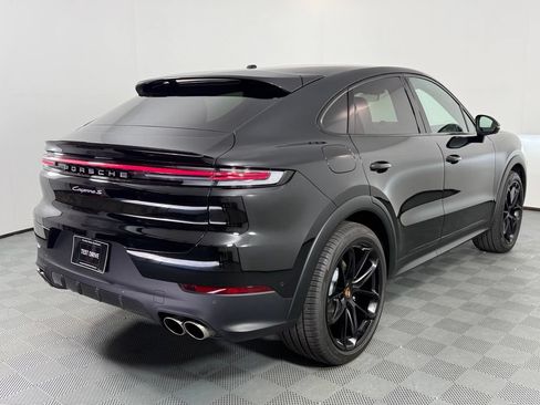 Certified 2026 Porsche Cayenne S AWD/4WD image 7