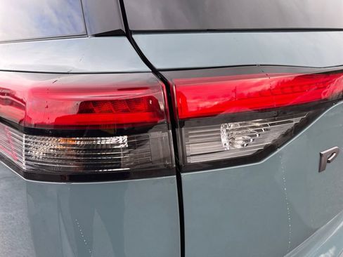 New 2026 Nissan Pathfinder Platinum w/ Cargo Package image 20