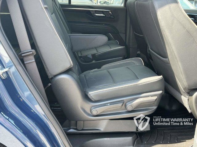 Used 2025 Chevrolet Tahoe Premier AWD/4WD image 27