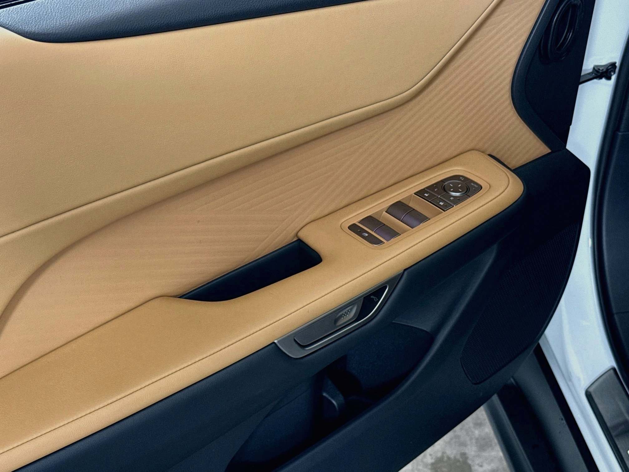 New 2026 Lexus ES 350h w/ Convenience Package FWD image 19