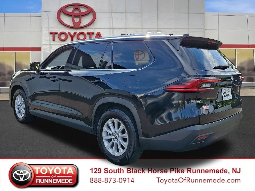Certified 2025 Toyota Grand Highlander FWD image 4