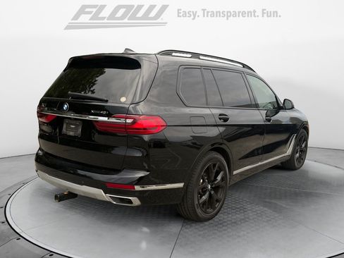 Used 2022 BMW X7 xDrive40i w/ Premium Package AWD/4WD image 9