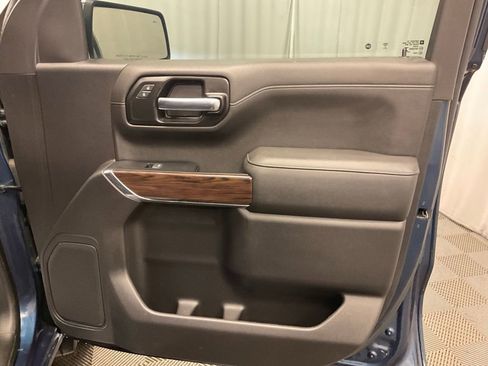 Used 2022 GMC Sierra 1500 SLT image 29