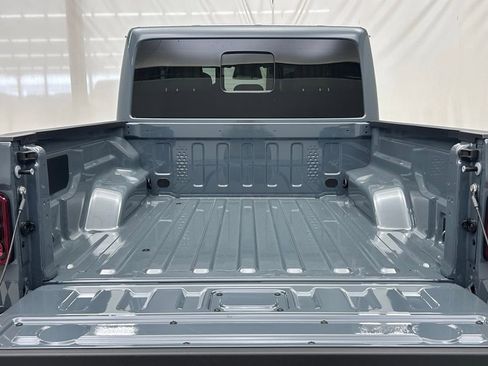 New 2026 Jeep Gladiator Mojave AWD/4WD image 9