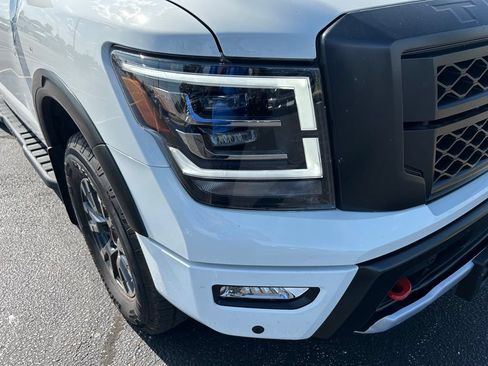 Used 2024 Nissan Titan PRO-4X w/ Pro-4x Convenience Package AWD/4WD image 3
