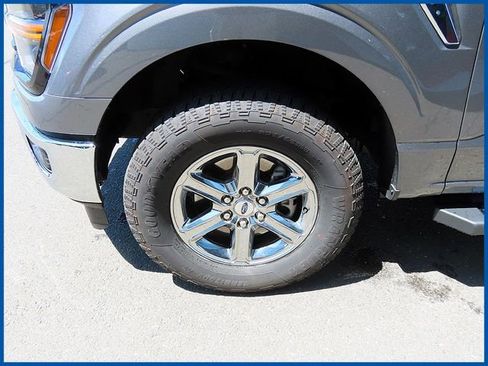 Used 2025 Ford F150 XLT w/ Equipment Group 301A Standard AWD/4WD image 4
