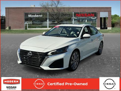 Certified 2024 Nissan Altima 2.5 SL FWD image 1