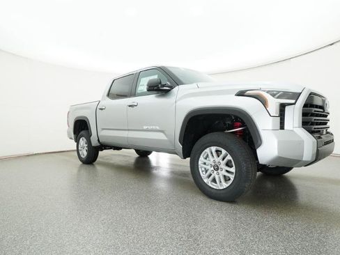 New 2026 Toyota Tundra SR5 AWD/4WD image 46