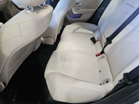 Used 2019 Mercedes-Benz A 220 image 11