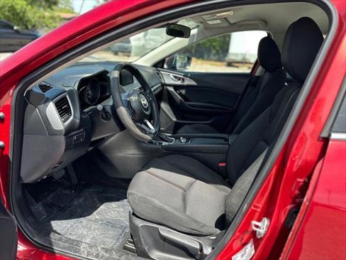 Used 2018 MAZDA MAZDA3 Sport w/ Preferred Equipment Package FWD image 12