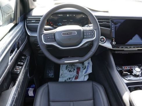 New 2026 Jeep Grand Wagoneer Limited AWD/4WD image 15