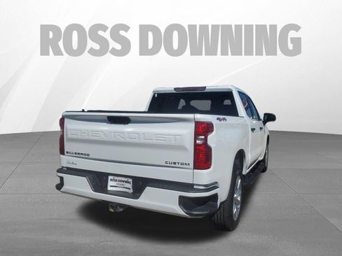 Used 2023 Chevrolet Silverado 1500 Custom image 4