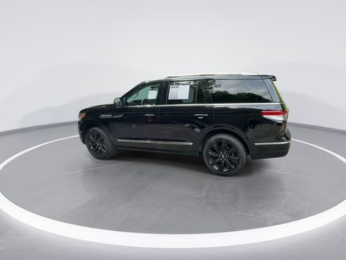Certified 2022 Lincoln Navigator Reserve AWD/4WD image 6