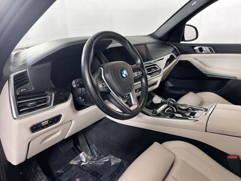 Used 2020 BMW X5 xDrive40i w/ Premium Package image 9