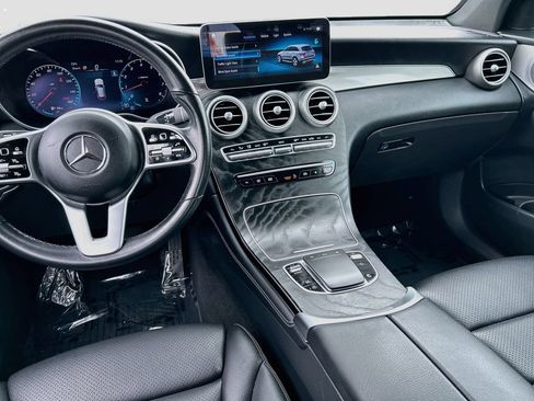 Used 2020 Mercedes-Benz GLC 300 w/ Multimedia Package image 23