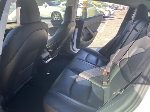 Used 2020 Tesla Model 3 Long Range image 21